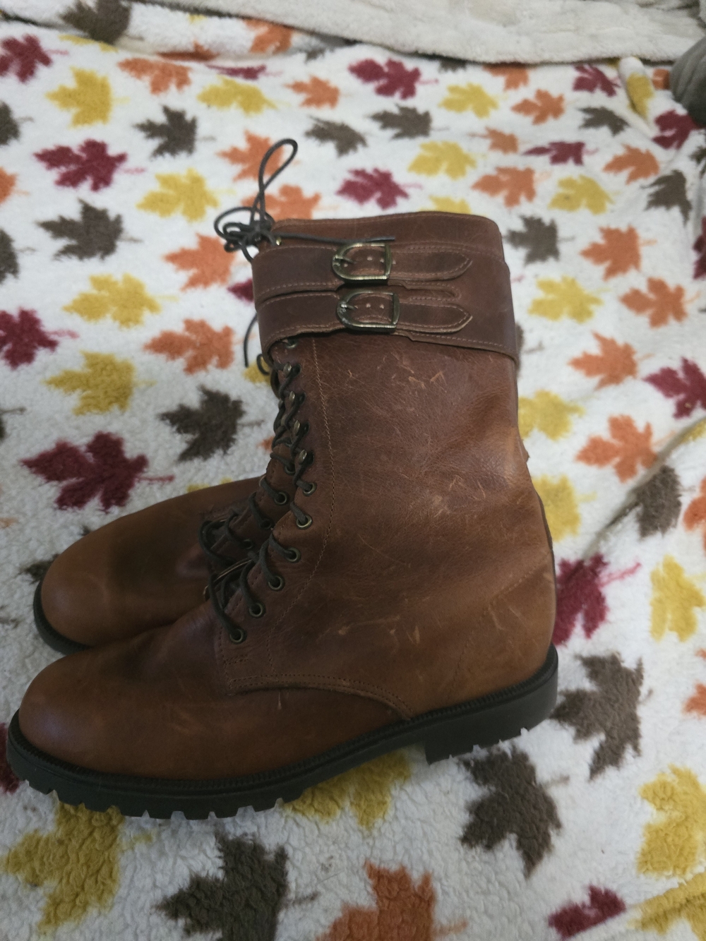 White Mountain Women's Brown Lace-Up Combat Boots with Buckle Straps 9m Fall
